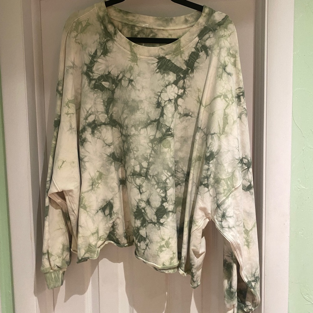 Lululemon Pullover